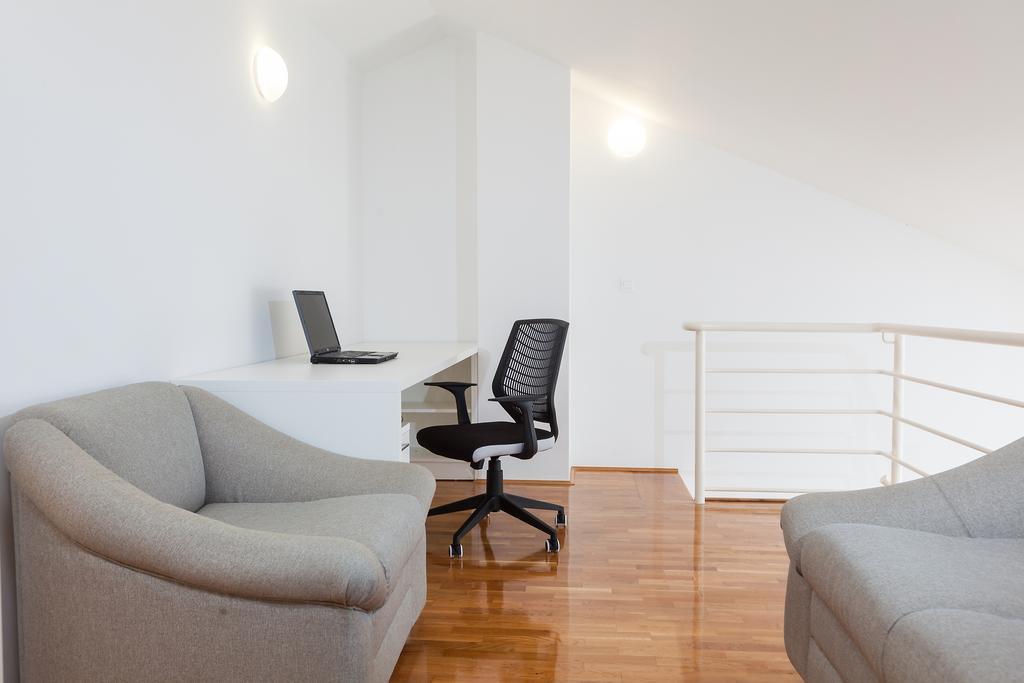 New Gallery Apartment With Beautiful View Башка-Вода Екстер'єр фото