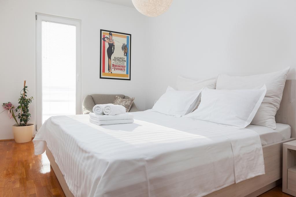 New Gallery Apartment With Beautiful View Башка-Вода Екстер'єр фото