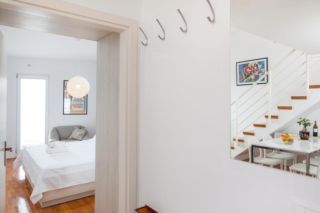 New Gallery Apartment With Beautiful View Башка-Вода Екстер'єр фото
